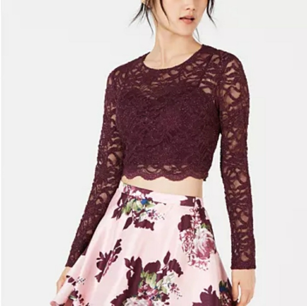 NWT Classy lace crop top